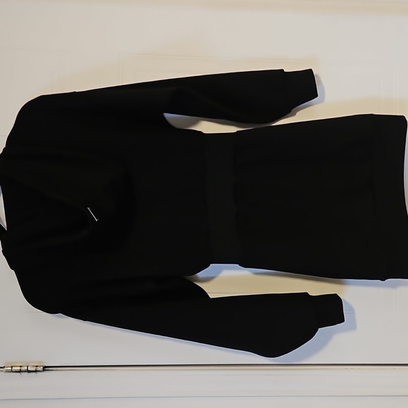Maniere De Voir Designer Black Sweater Dress Stretchy Waist Size 4 Small NWT - Picture 5 of 5